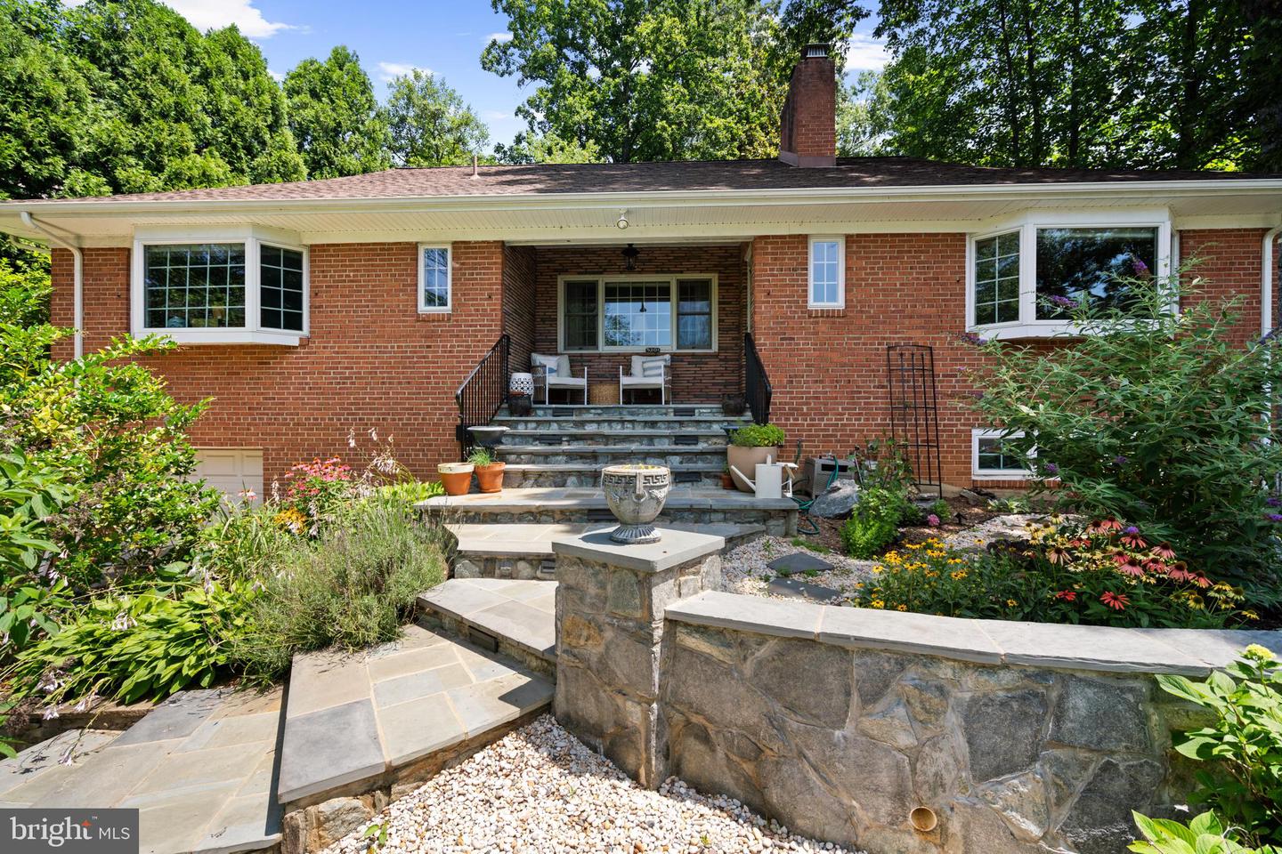 5201 Brookeway Dr Property Photo 7
