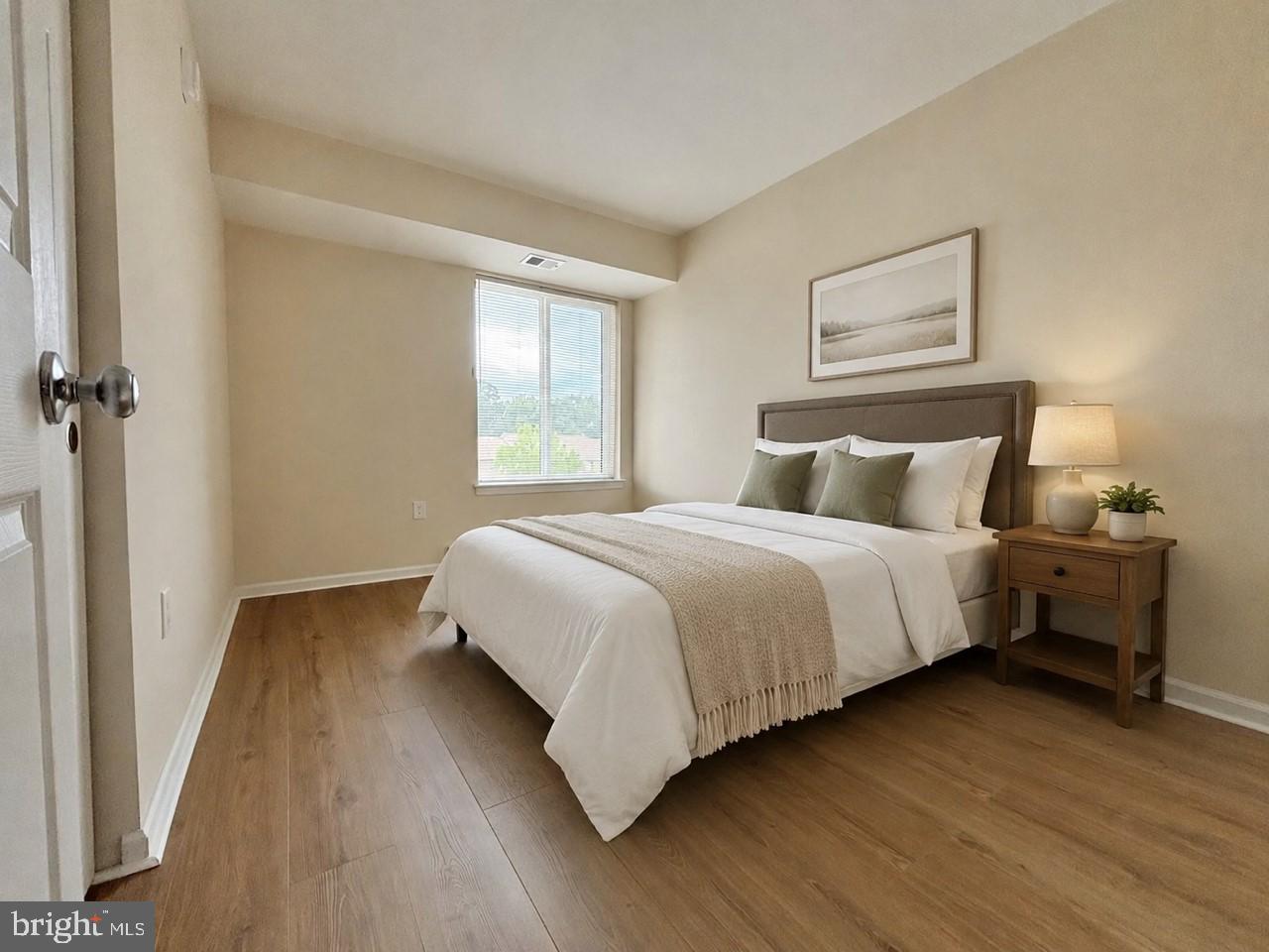 15210 Elkridge Way #91-3k Property Photo 3