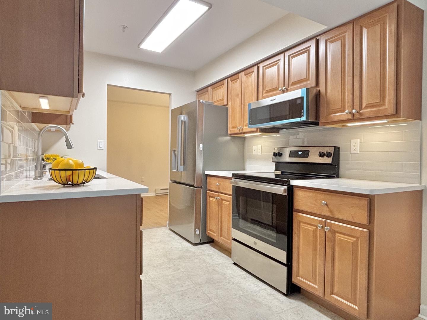 15210 Elkridge Way #91-3k Property Photo 5