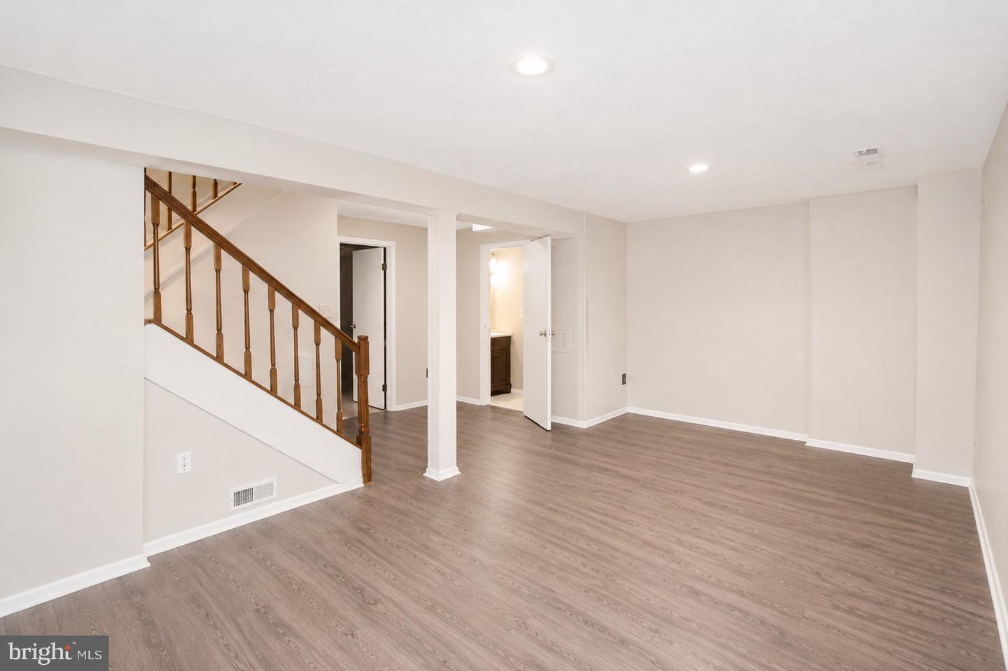 17231 Epsilon Pl Property Photo 22