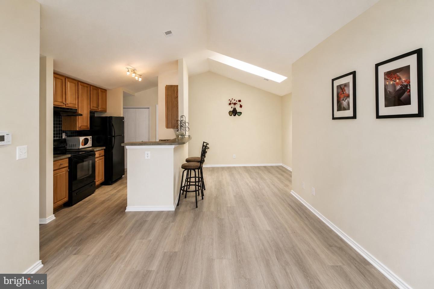 18501 FAIRLIGHT DR #330-64 Property Photo 1