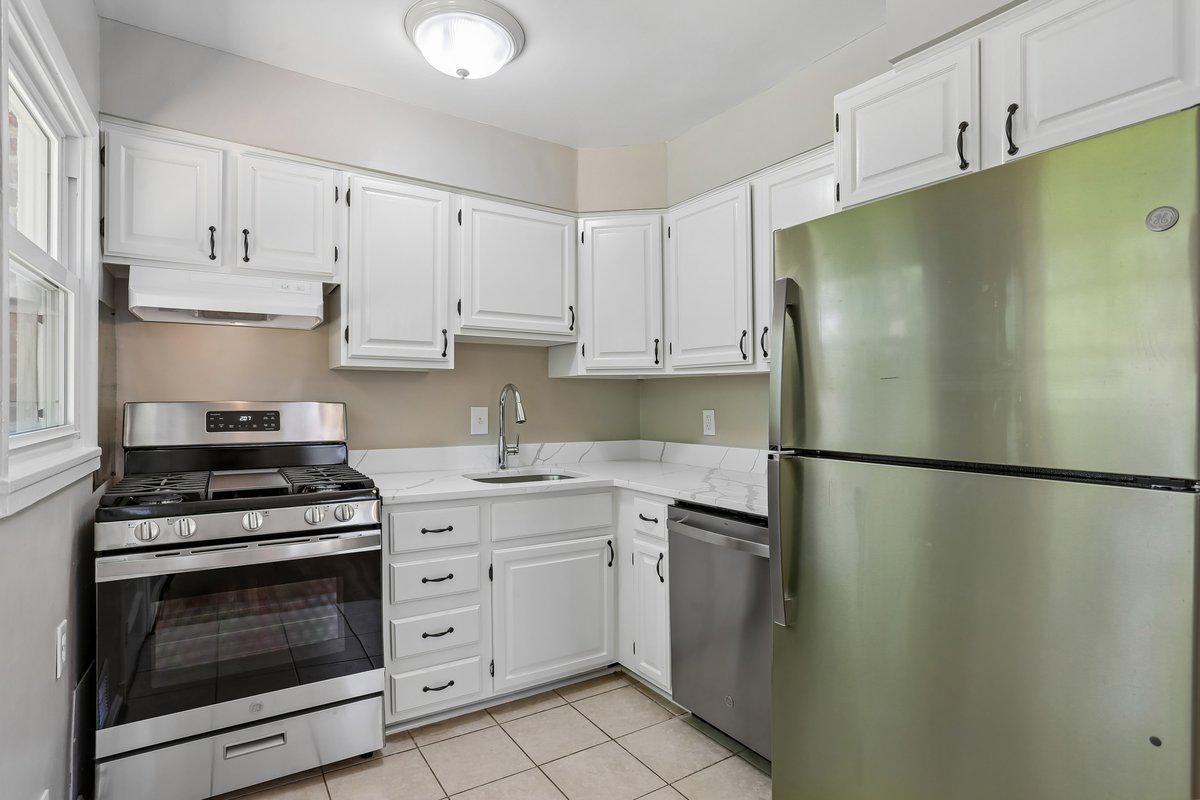11105 Stillwater Property Photo 6