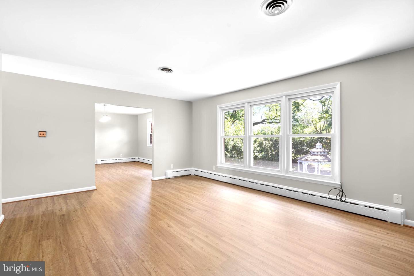 18015 Muncaster Rd Property Photo 26
