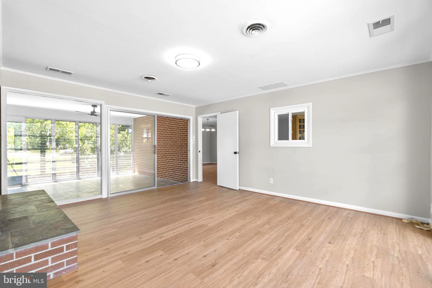 18015 Muncaster Rd Property Photo 29