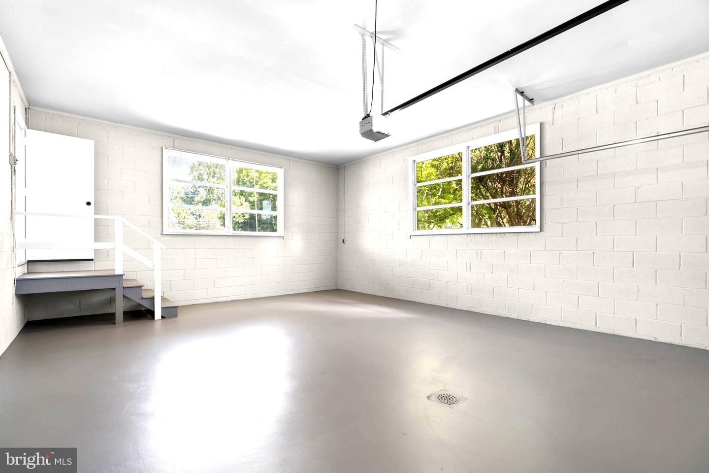 18015 Muncaster Rd Property Photo 34