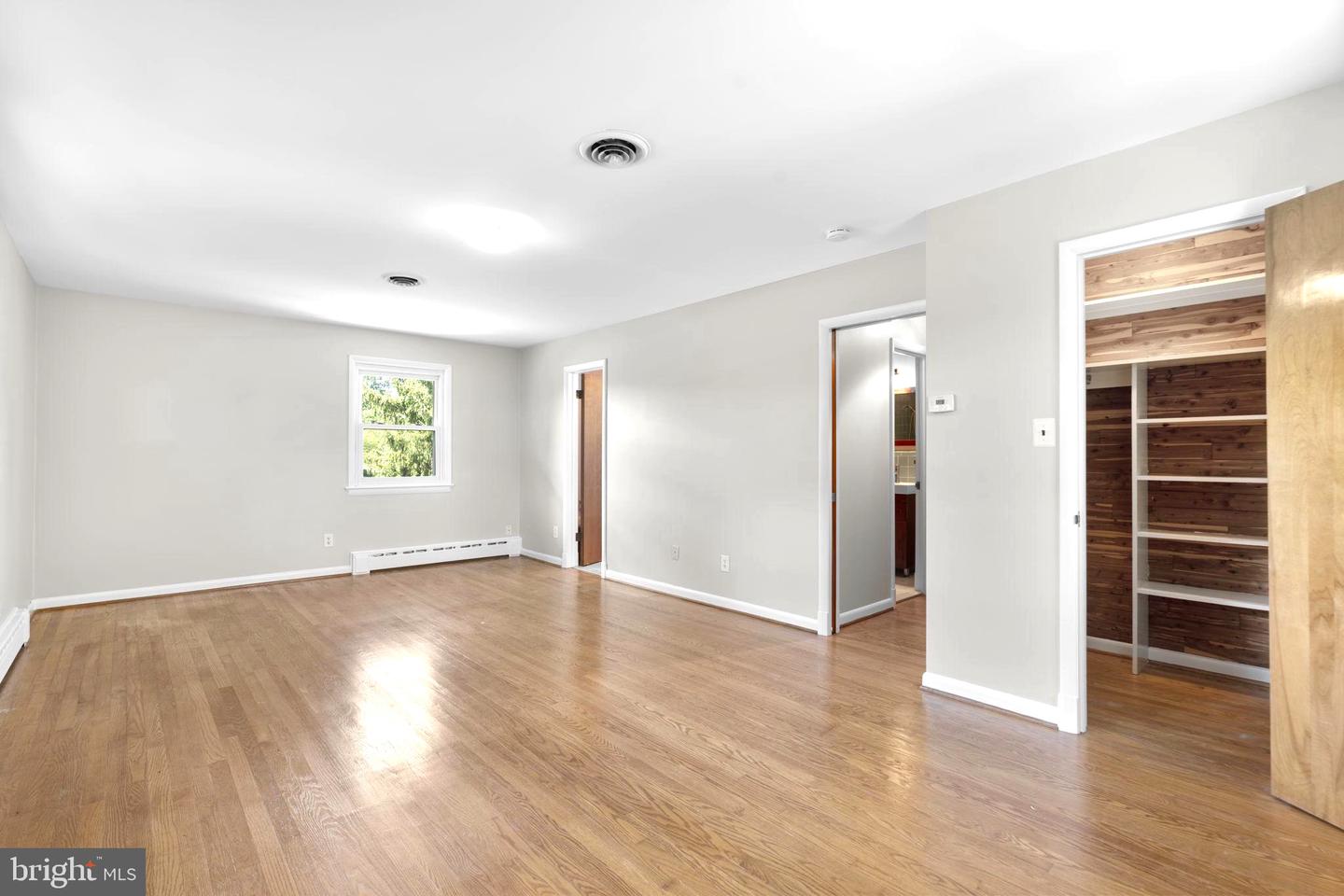 18015 Muncaster Rd Property Photo 43