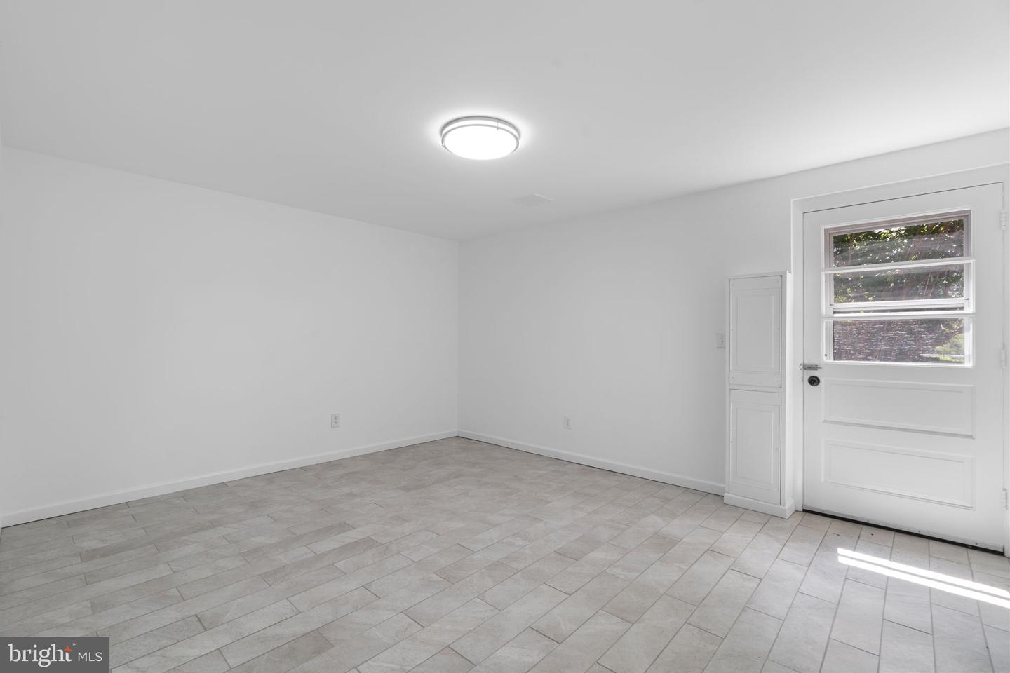18015 Muncaster Rd Property Photo 60