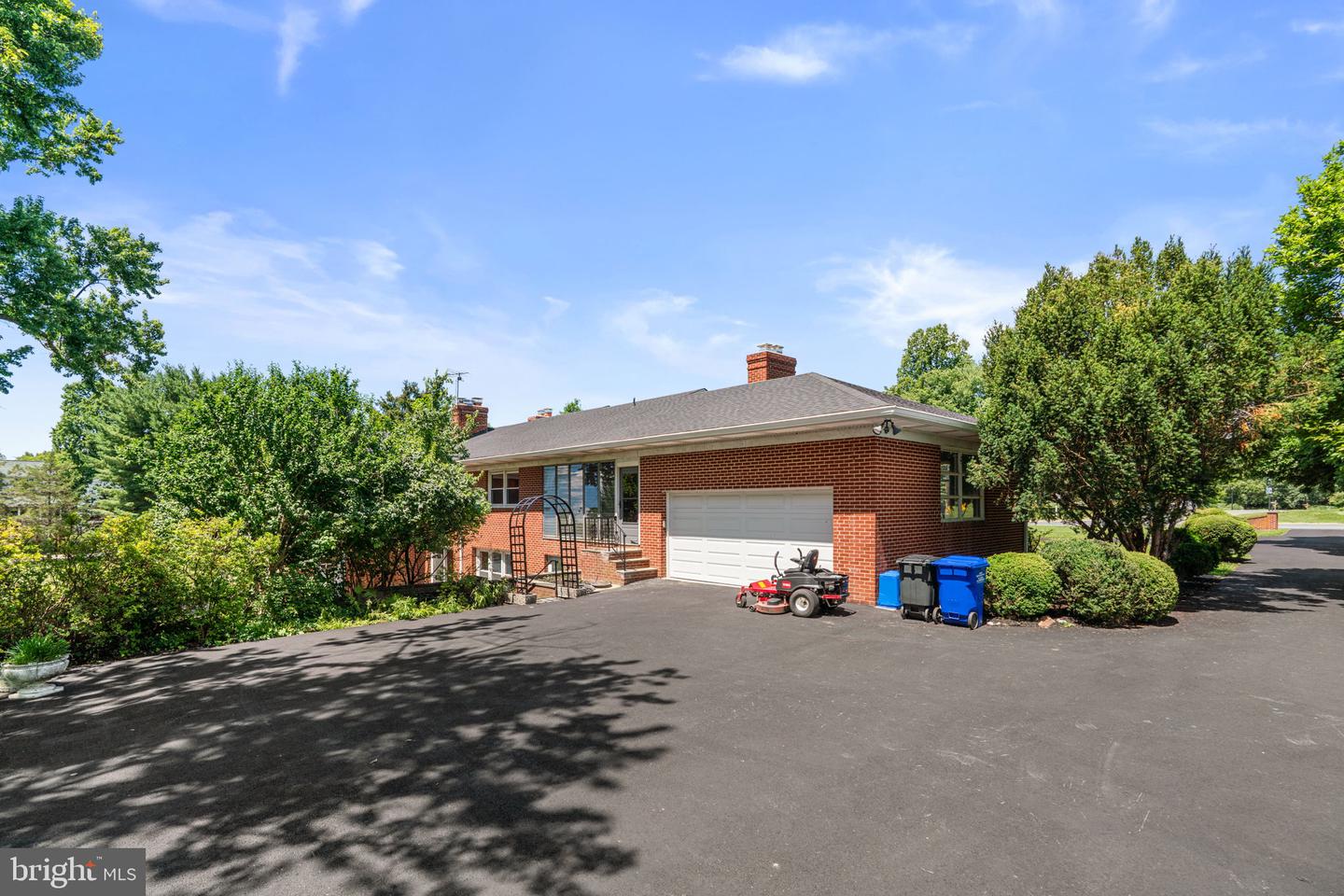 18015 Muncaster Rd Property Photo 75