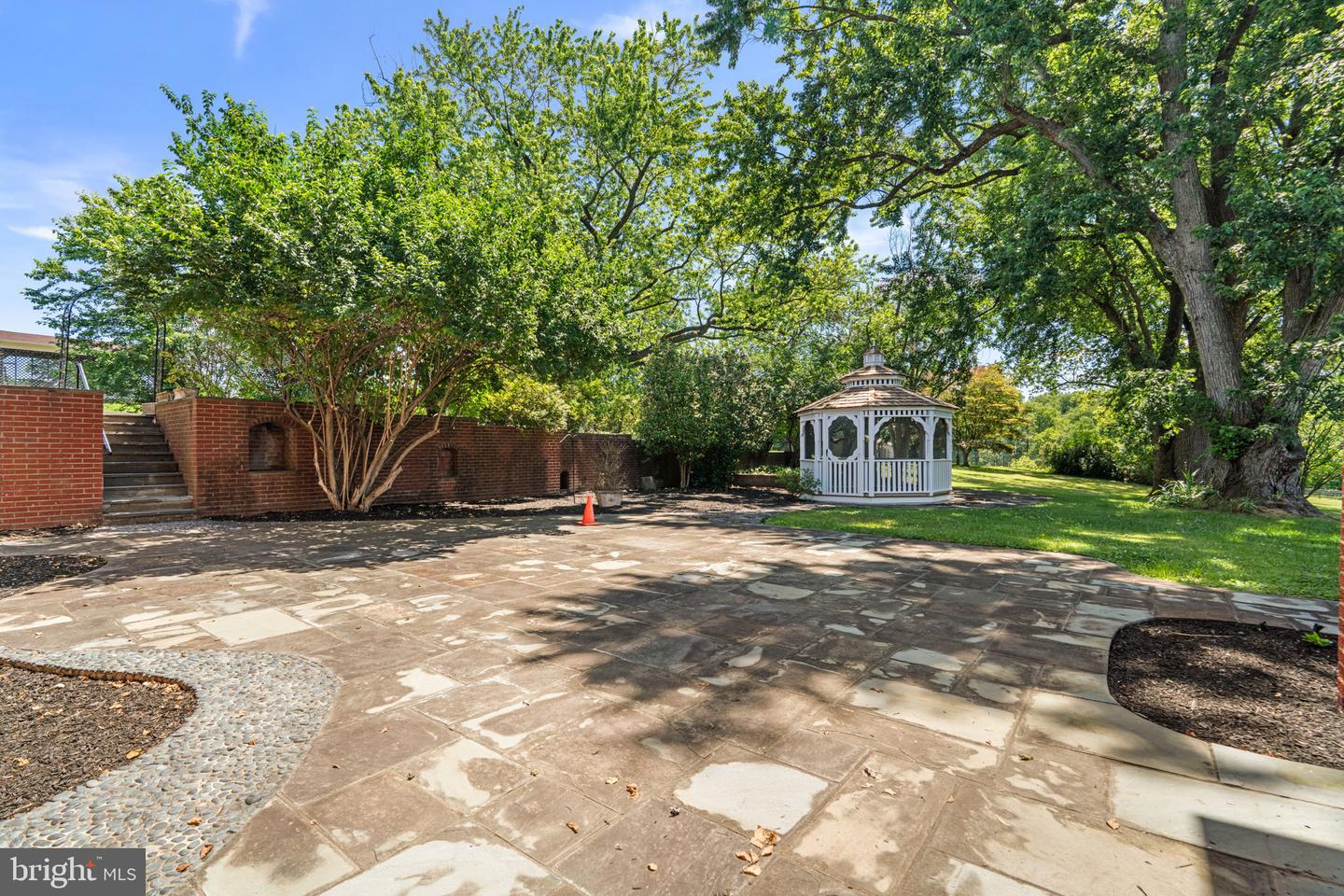 18015 Muncaster Rd Property Photo 78