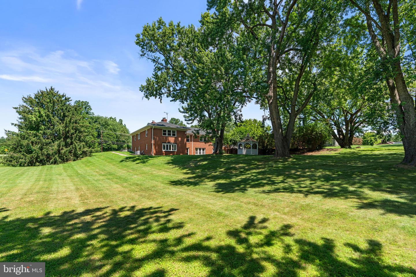 18015 Muncaster Rd Property Photo 84