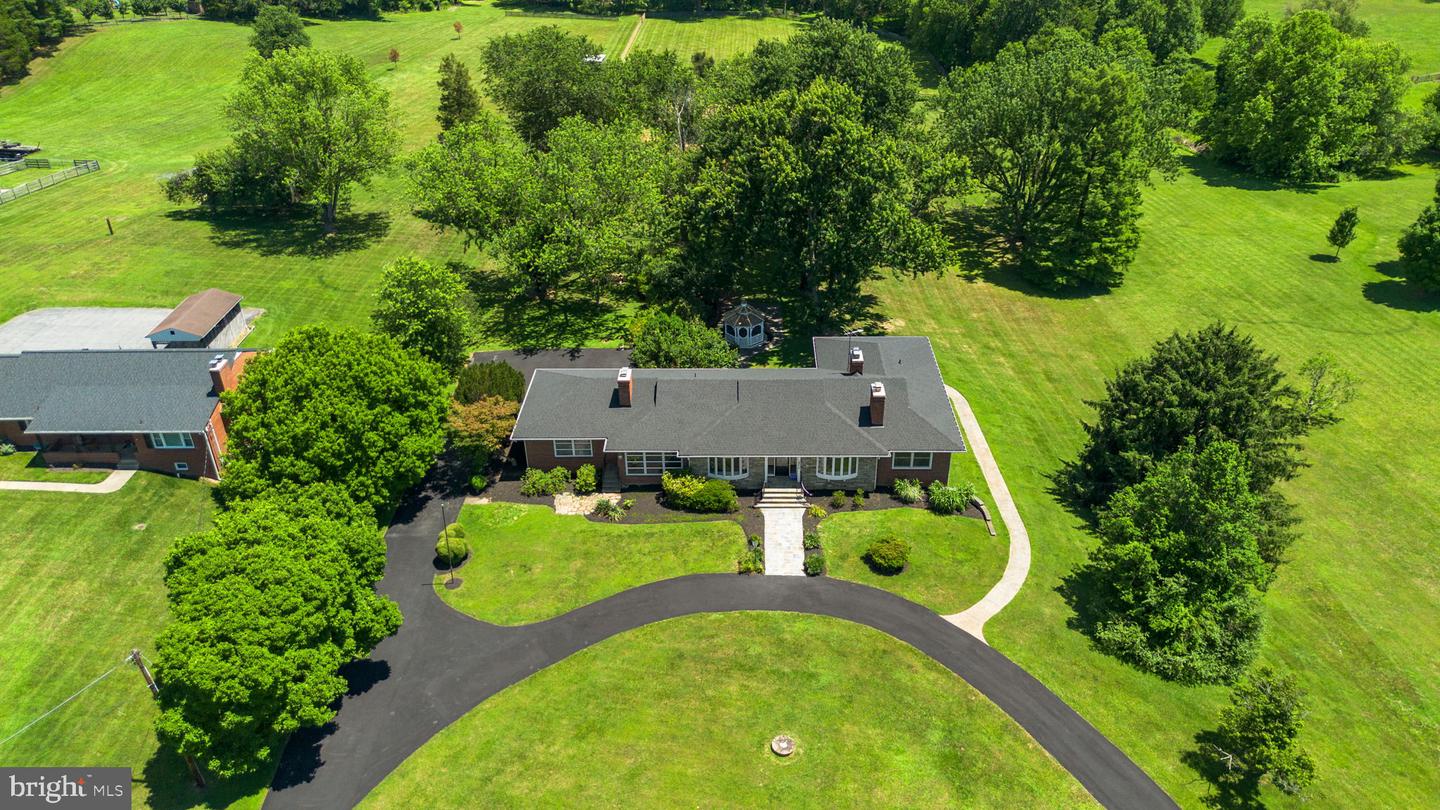 18015 Muncaster Rd Property Photo 86