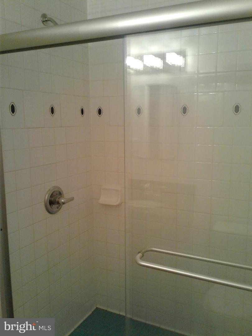 12030 Valleywood Dr Property Photo 21