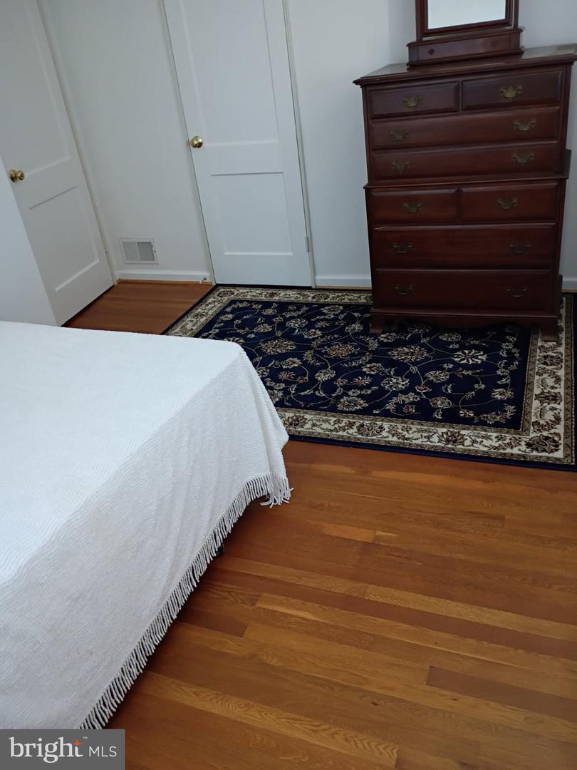 12030 Valleywood Dr Property Photo 29