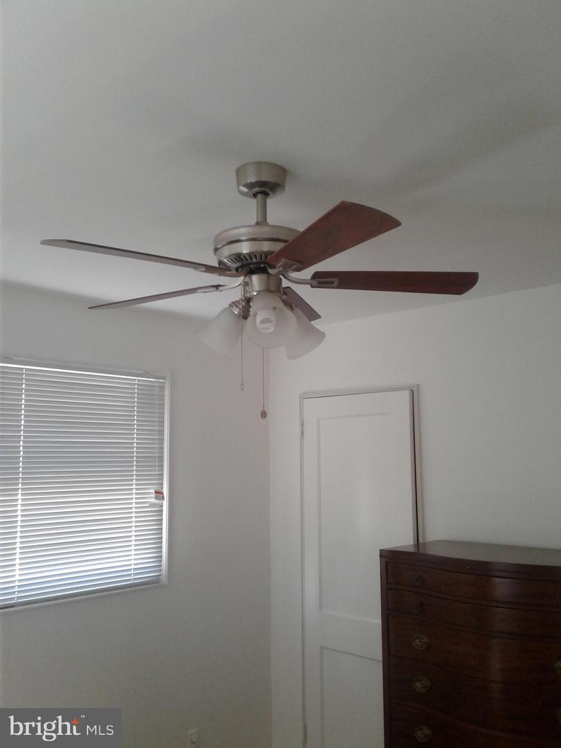 12030 Valleywood Dr Property Photo 32
