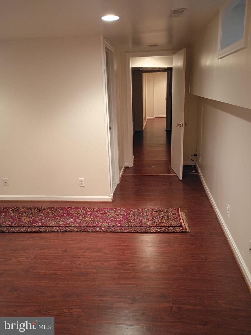 12030 Valleywood Dr Property Photo 35