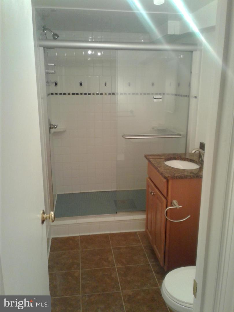 12030 Valleywood Dr Property Photo 36
