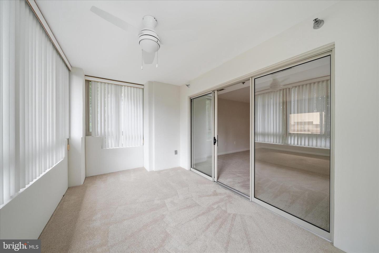 14809 Pennfield Cir #402 Property Photo 15