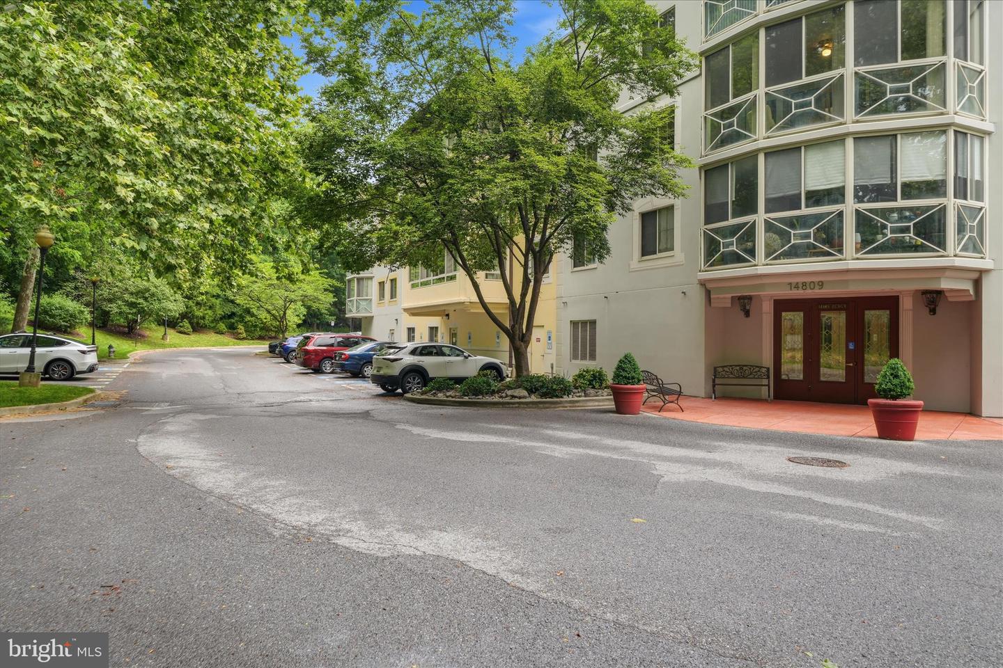 14809 Pennfield Cir #402 Property Photo 26