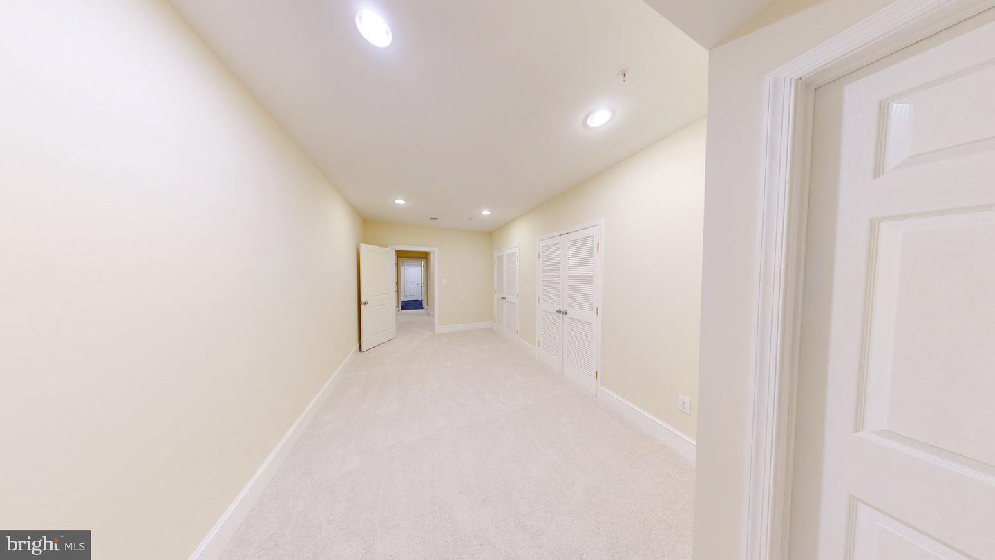6403 Earlham Dr Property Photo 18