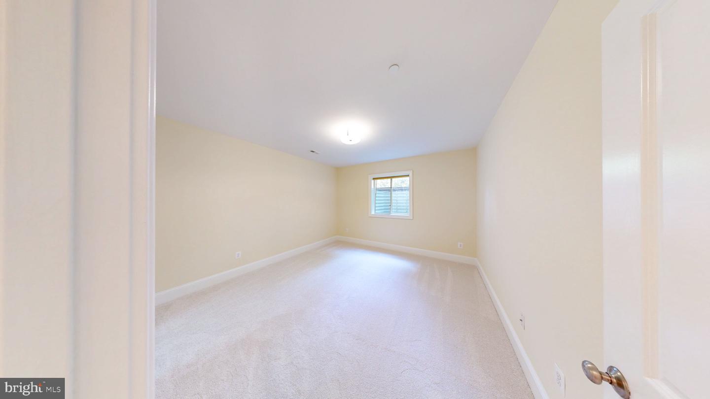 6403 Earlham Dr Property Photo 19