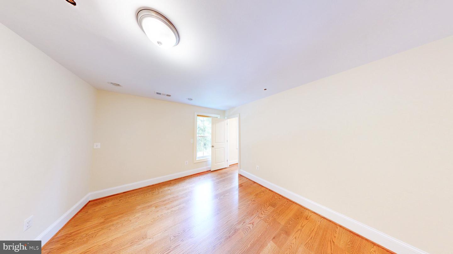 6403 Earlham Dr Property Photo 37