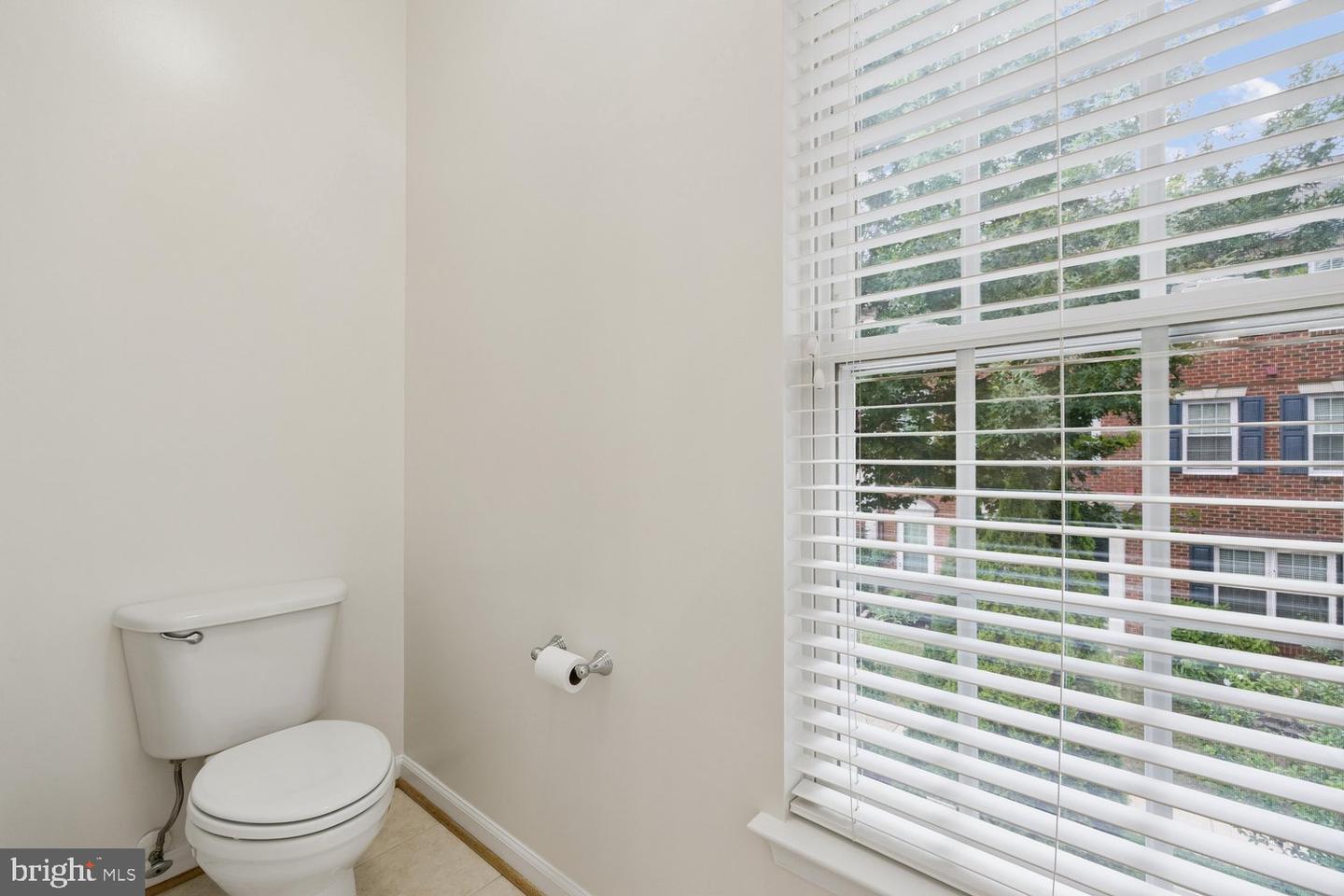 1379 Main St Property Photo 42