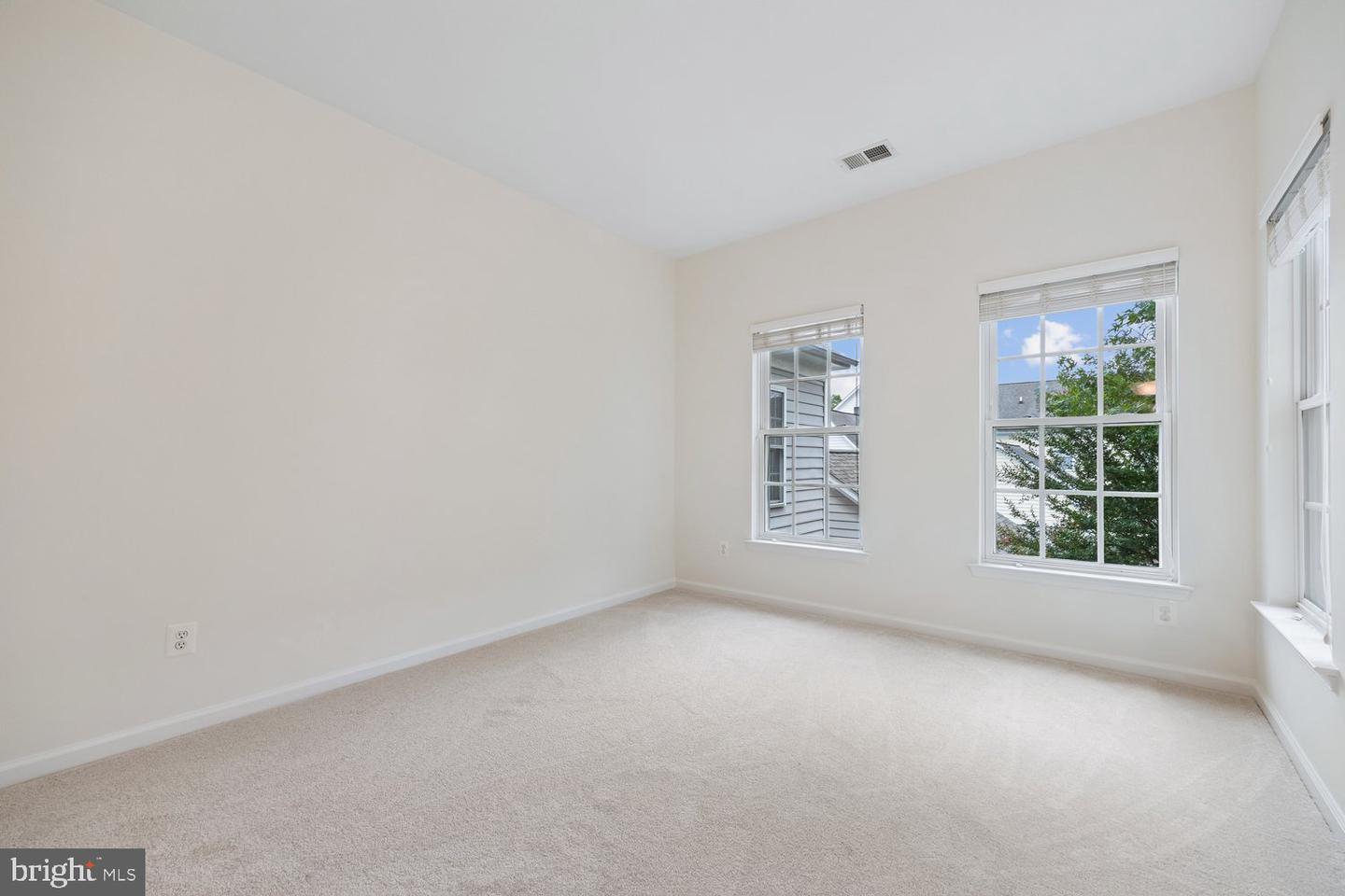 1379 Main St Property Photo 51