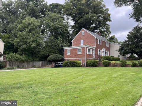 4408 Glenridge St Property Photo 3