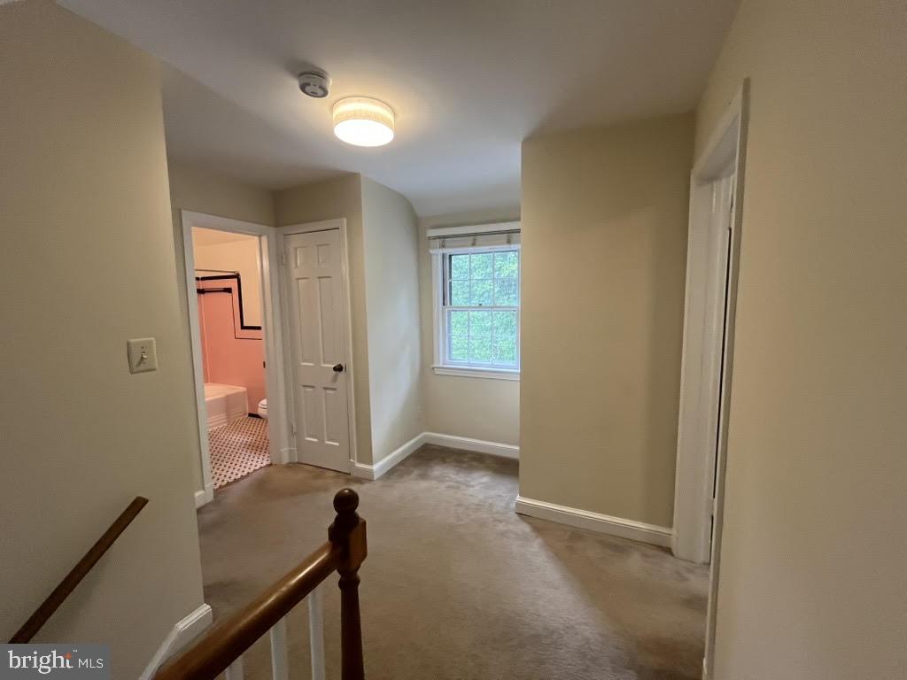 4408 Glenridge St Property Photo 19