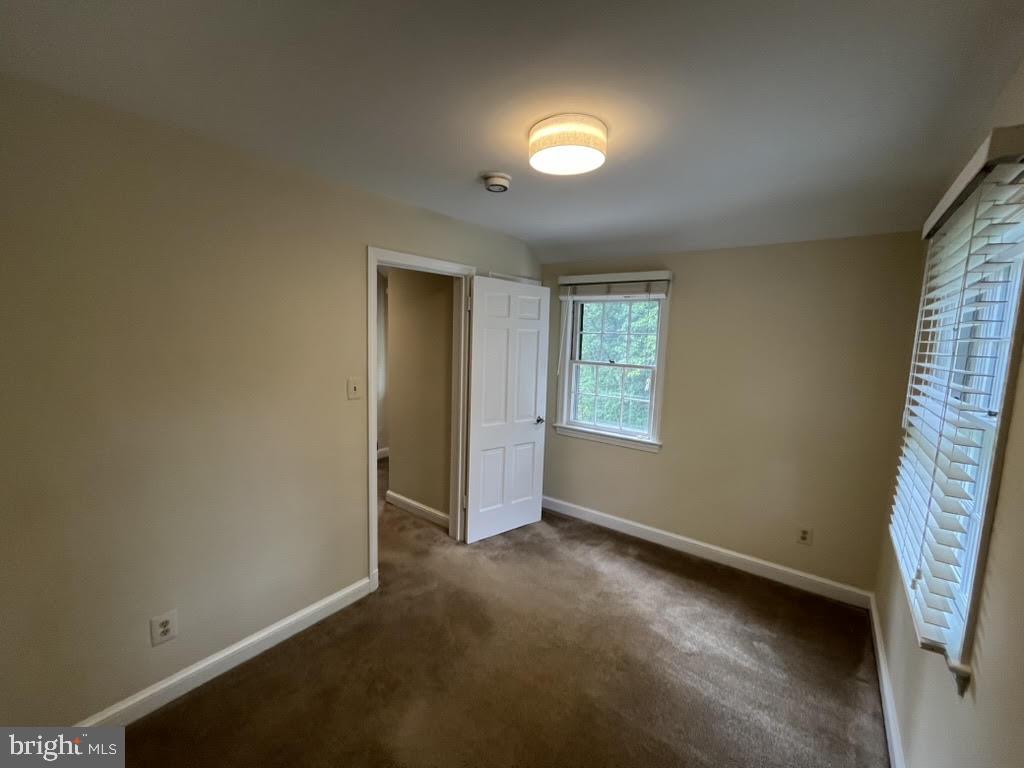 4408 Glenridge St Property Photo 24