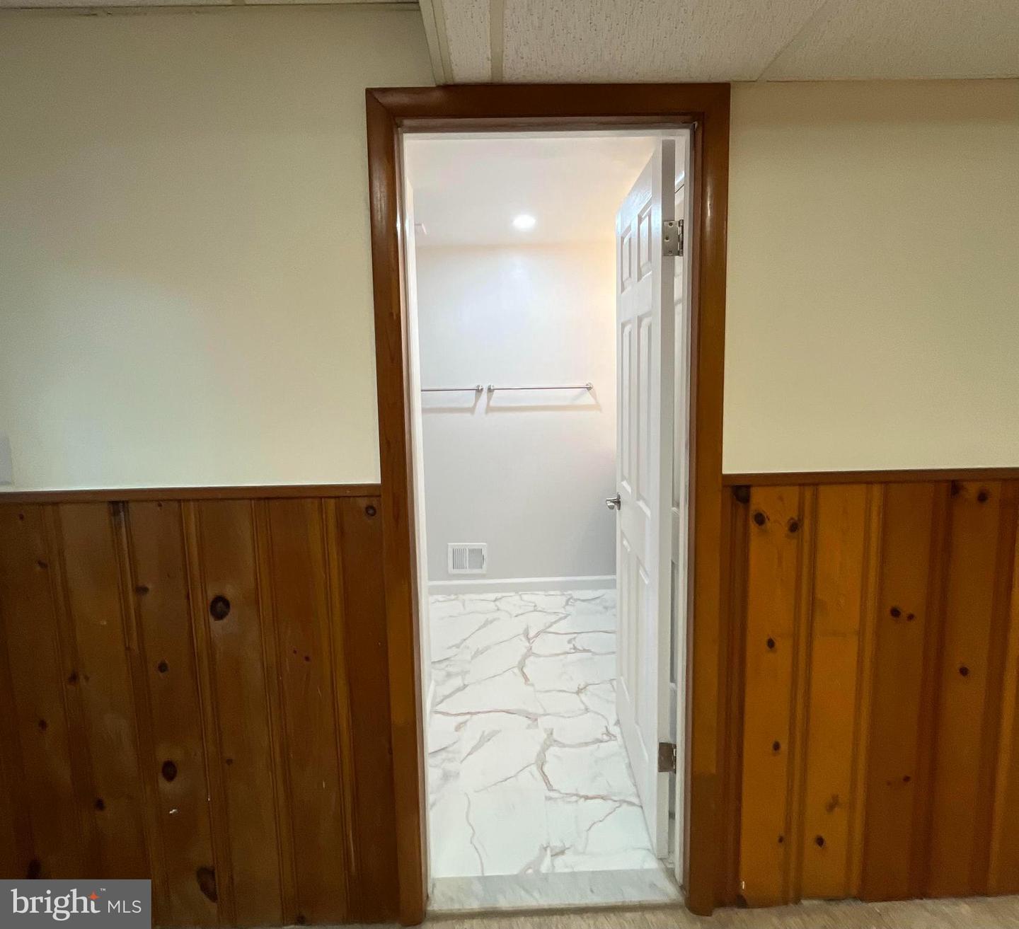 4408 Glenridge St Property Photo 31