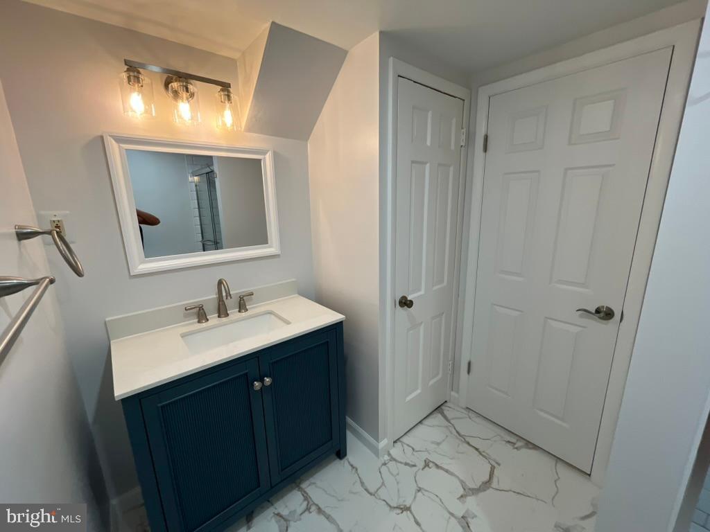 4408 Glenridge St Property Photo 32