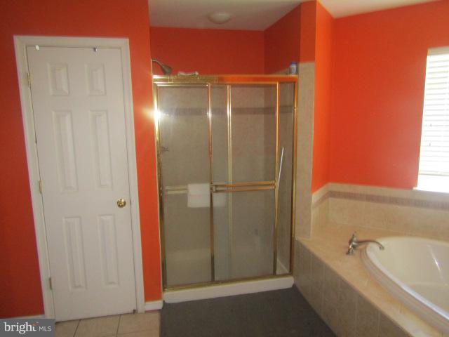 14713 Bubbling Spring Rd Property Photo 3