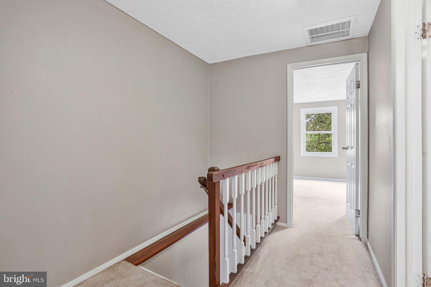 2837 Shepperton Ter Property Photo 15