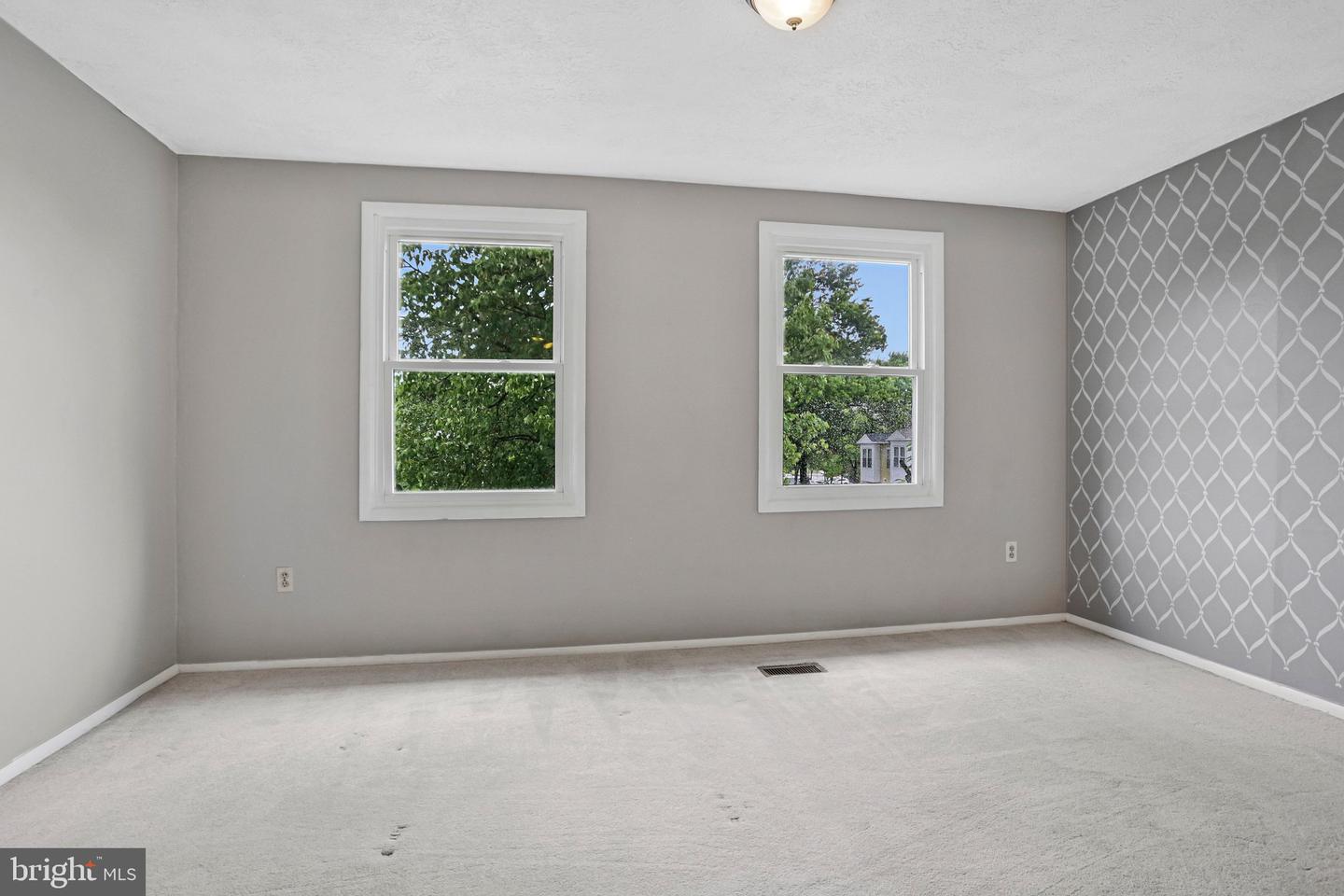 2837 Shepperton Ter Property Photo 24