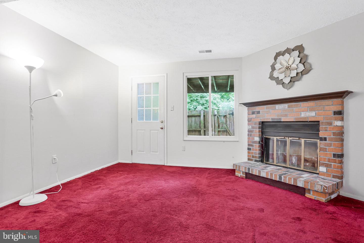 2837 Shepperton Ter Property Photo 30