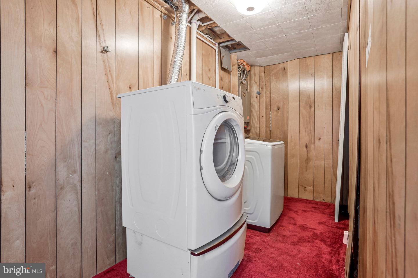 2837 Shepperton Ter Property Photo 34