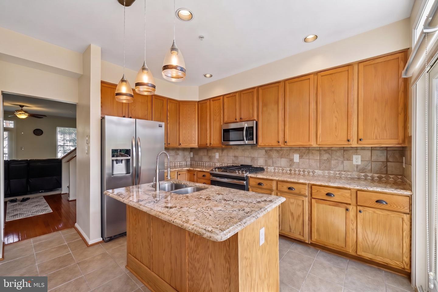 7804 Yankee Harbor Dr Property Photo 11