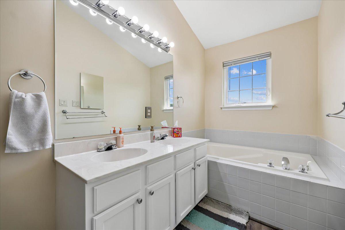 7804 Yankee Harbor Dr Property Photo 21