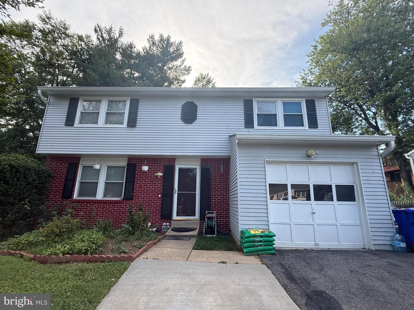 19148 Saint Johnsbury Ln Property Photo 1