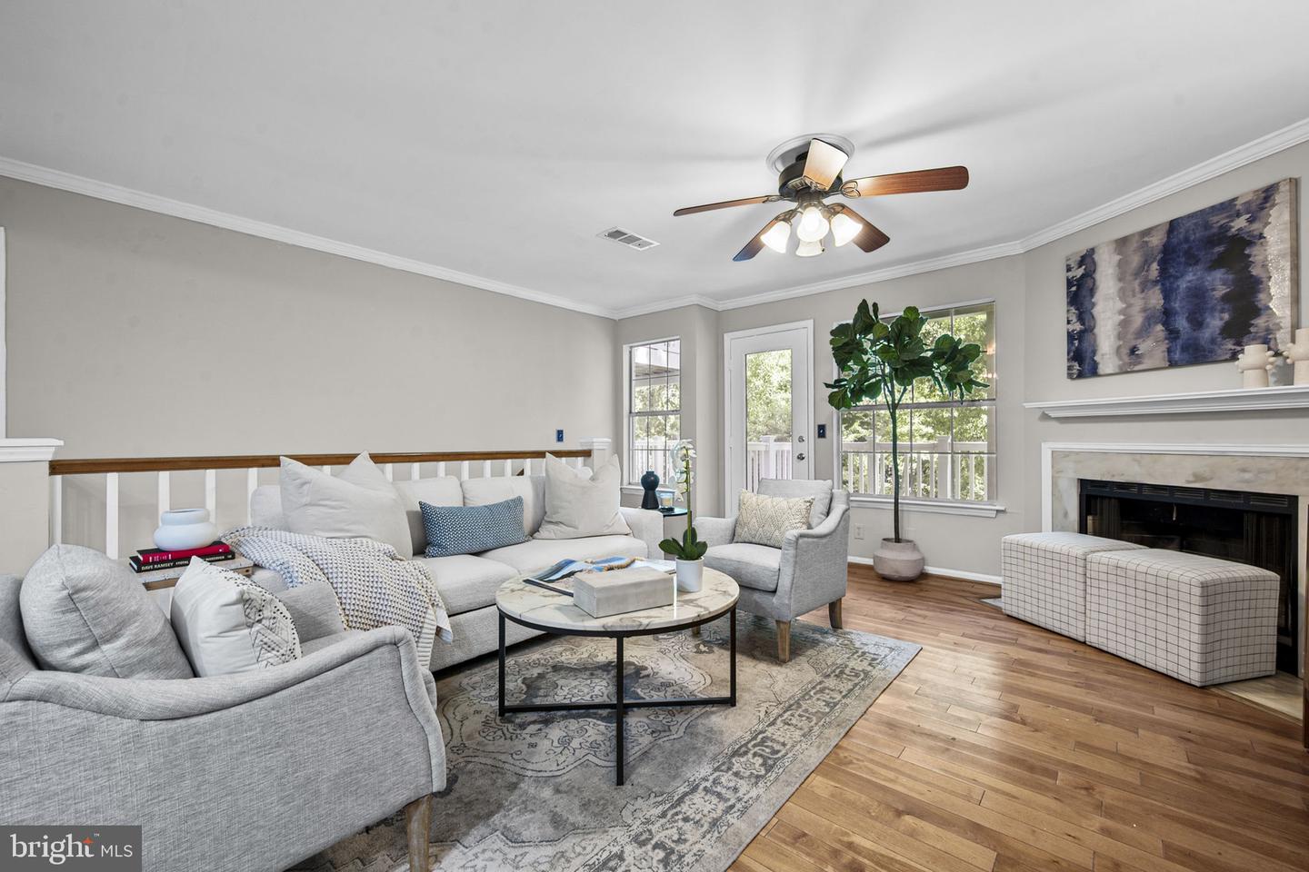 5822 INMAN PARK CIR #110
