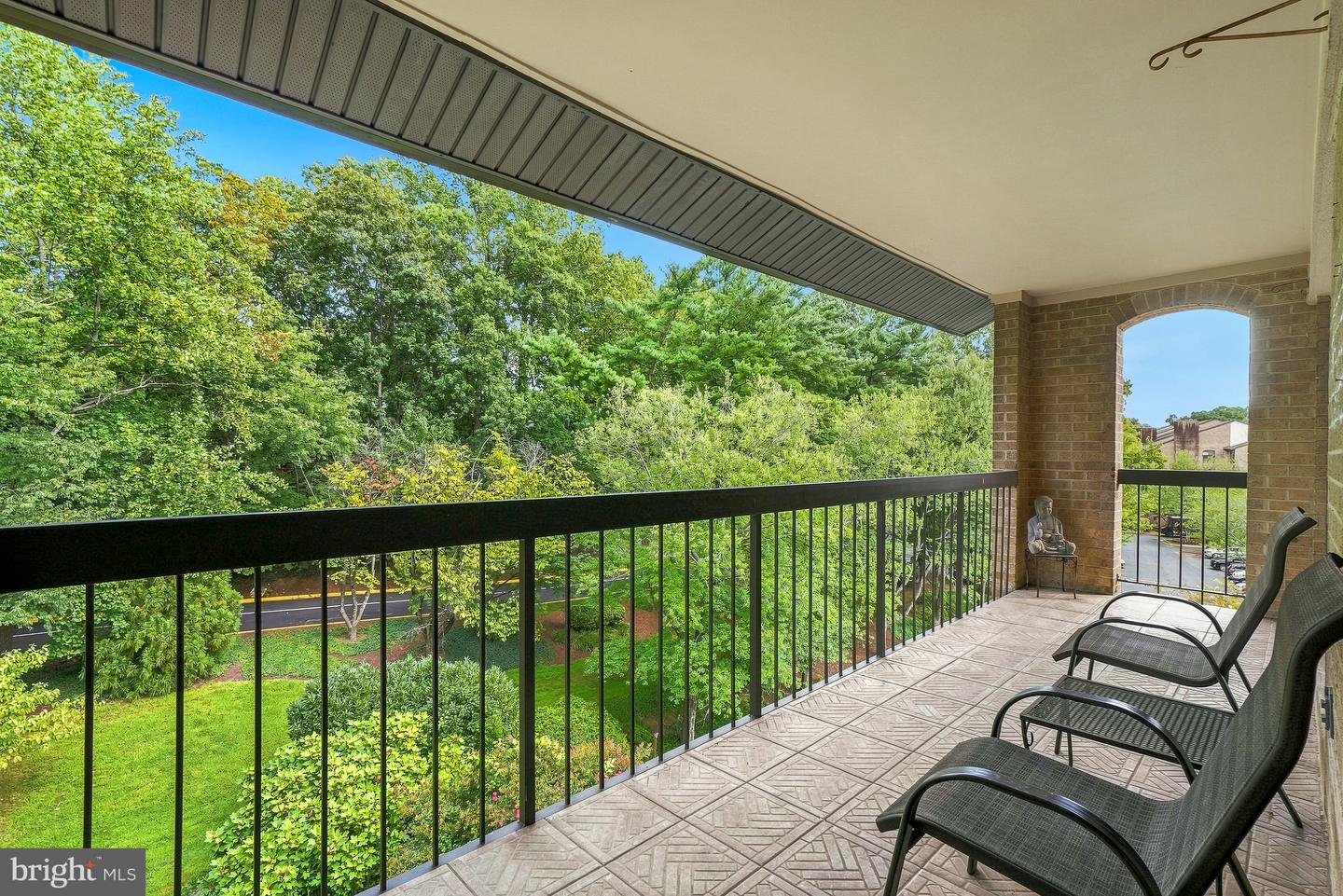 11430 Strand #415 Property Photo 12
