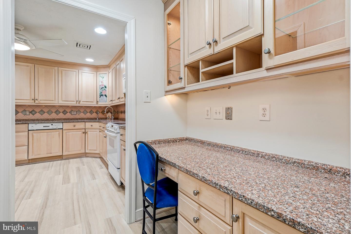 11430 Strand #415 Property Photo 23