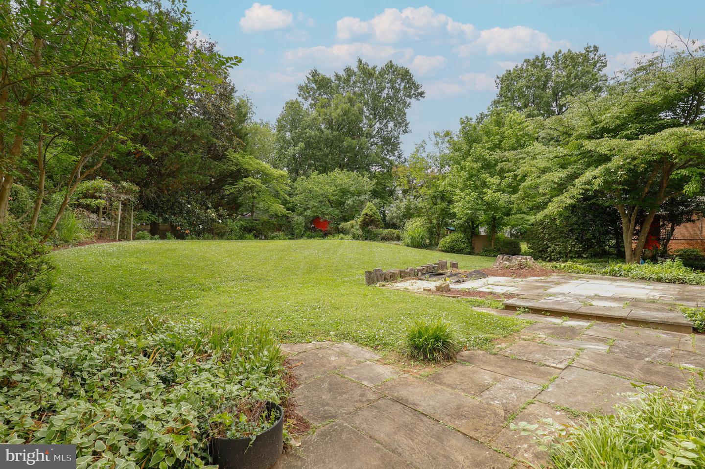 8912 N Westland Dr Property Photo 51