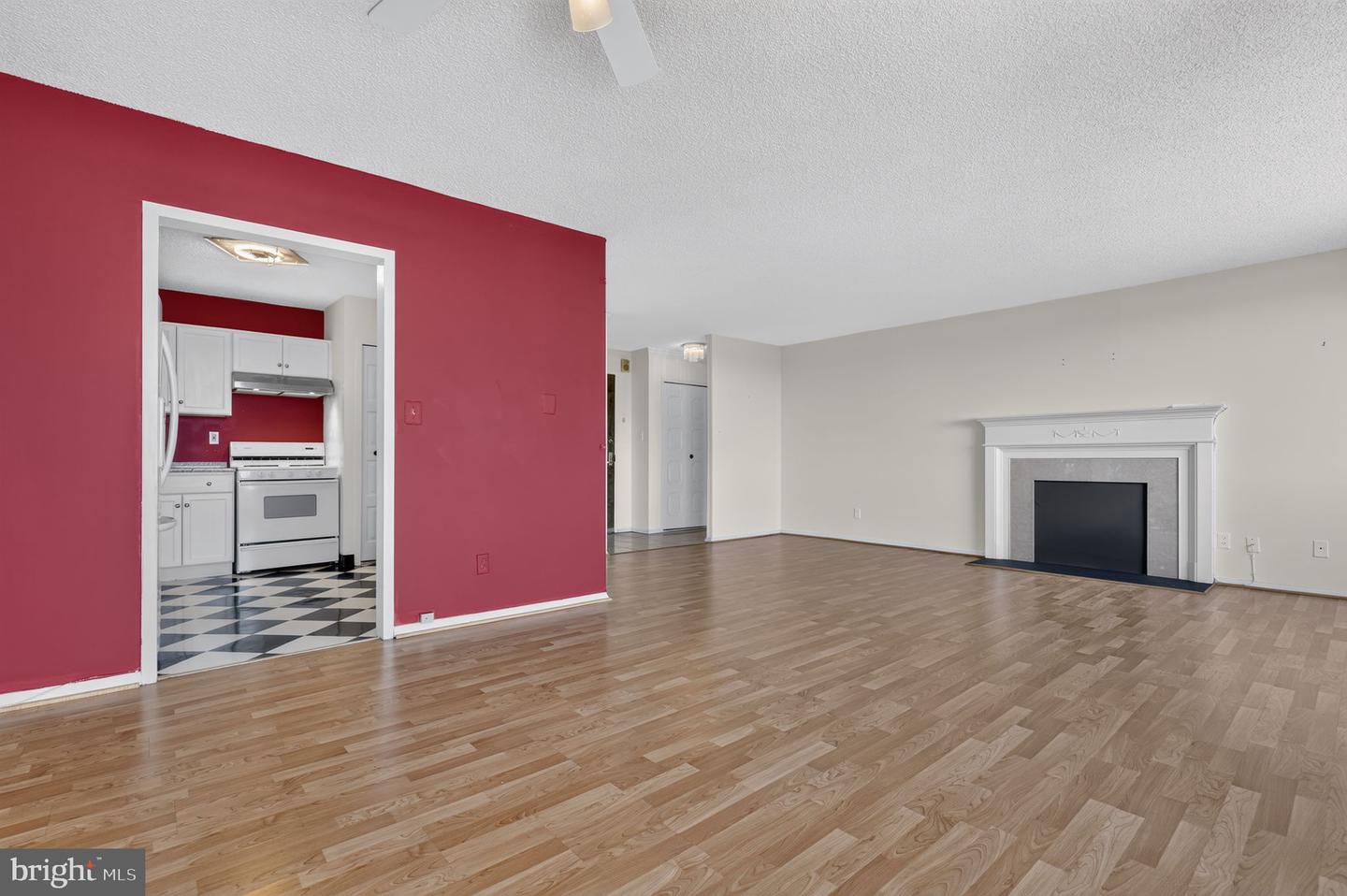 5225 Pooks Hill Rd #1319s Property Photo 8