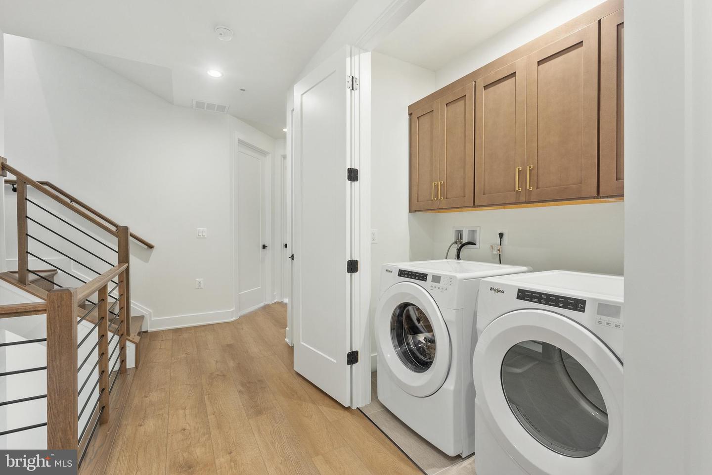 8605 Erdem Pl Property Photo 16