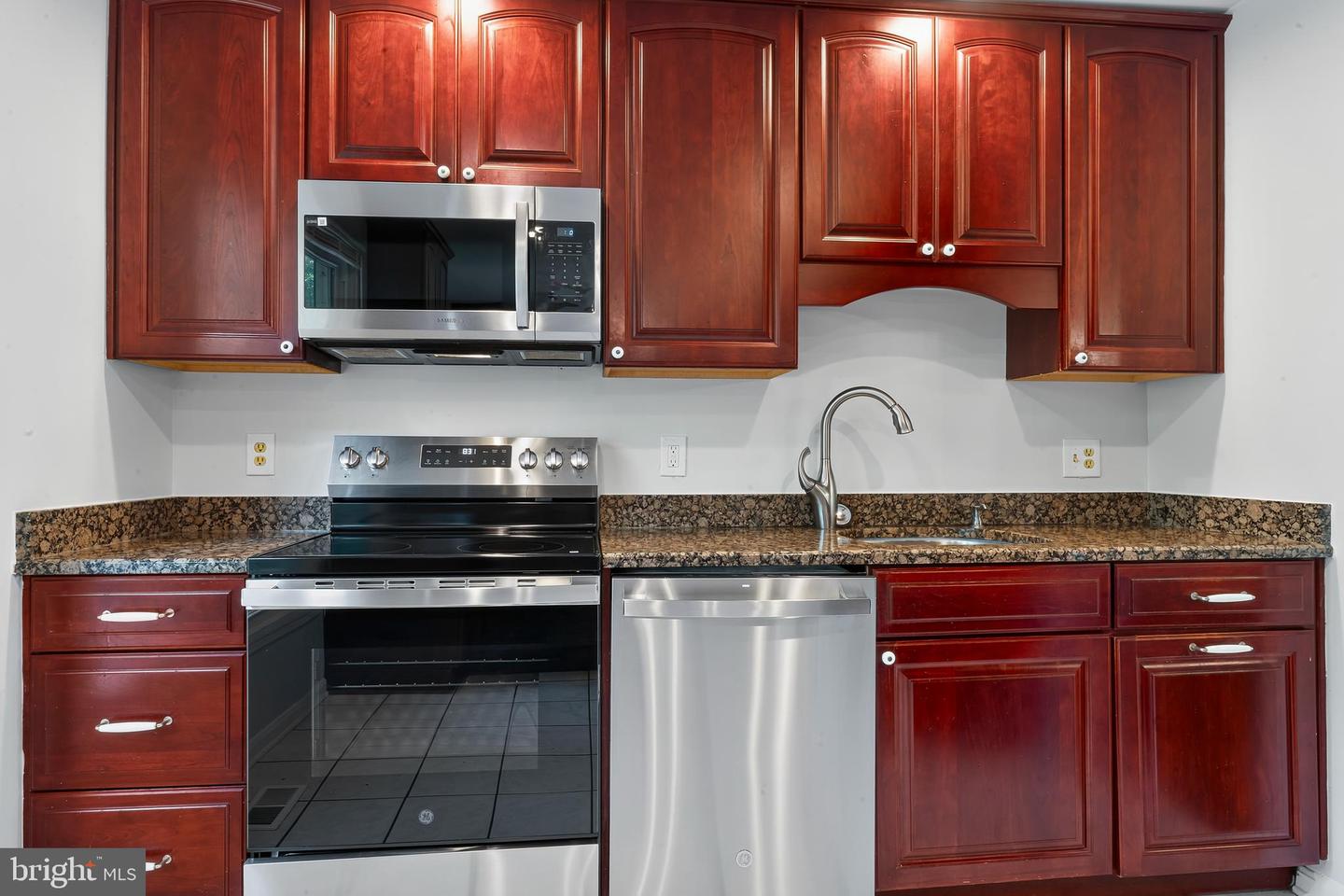 14216 Catamount Ct Property Photo 10