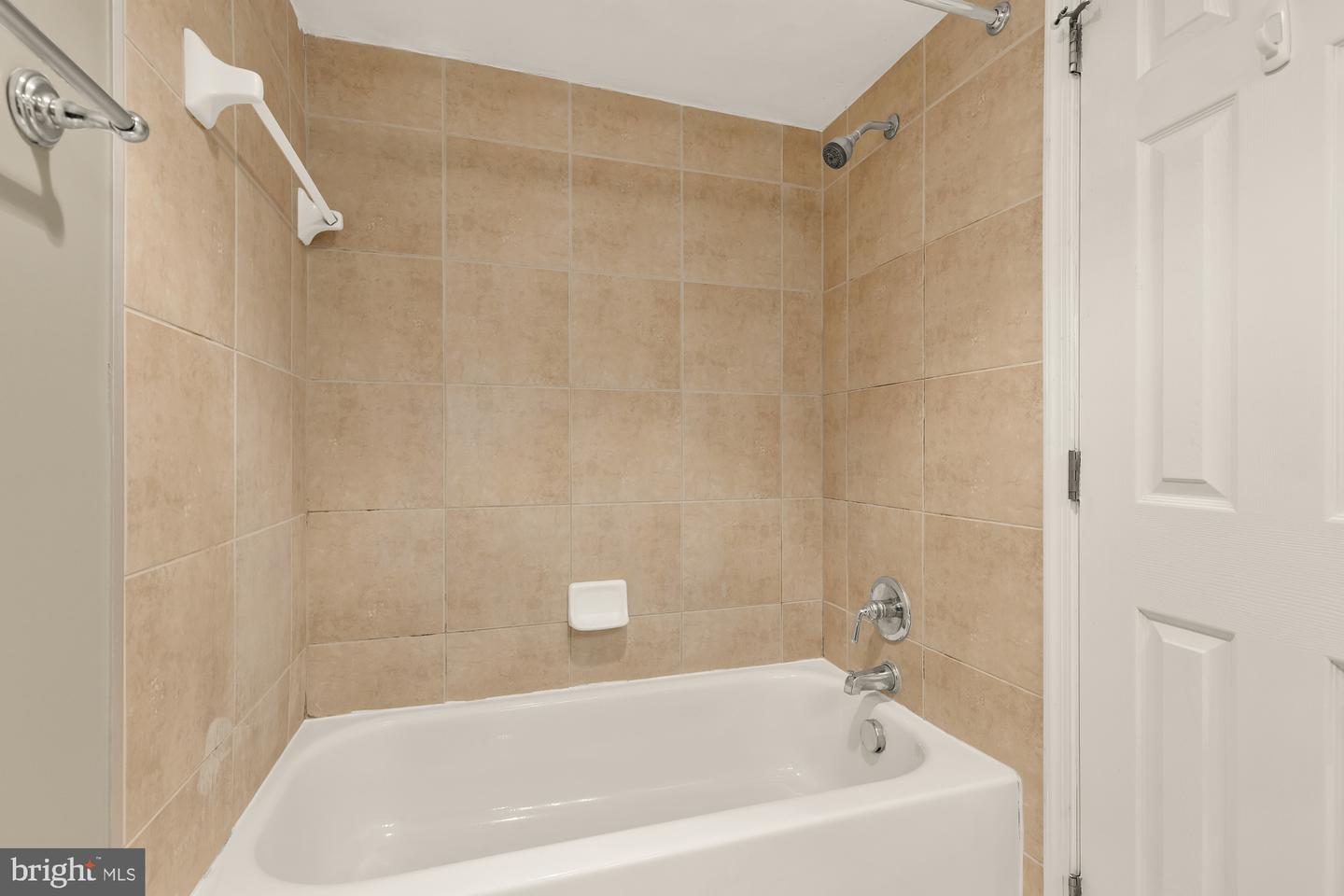 1220 Blair Mill Rd #101 Property Photo 17