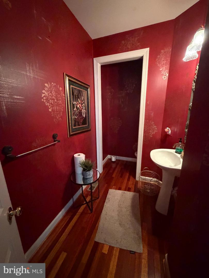 18724 Brooke Rd Property Photo 13