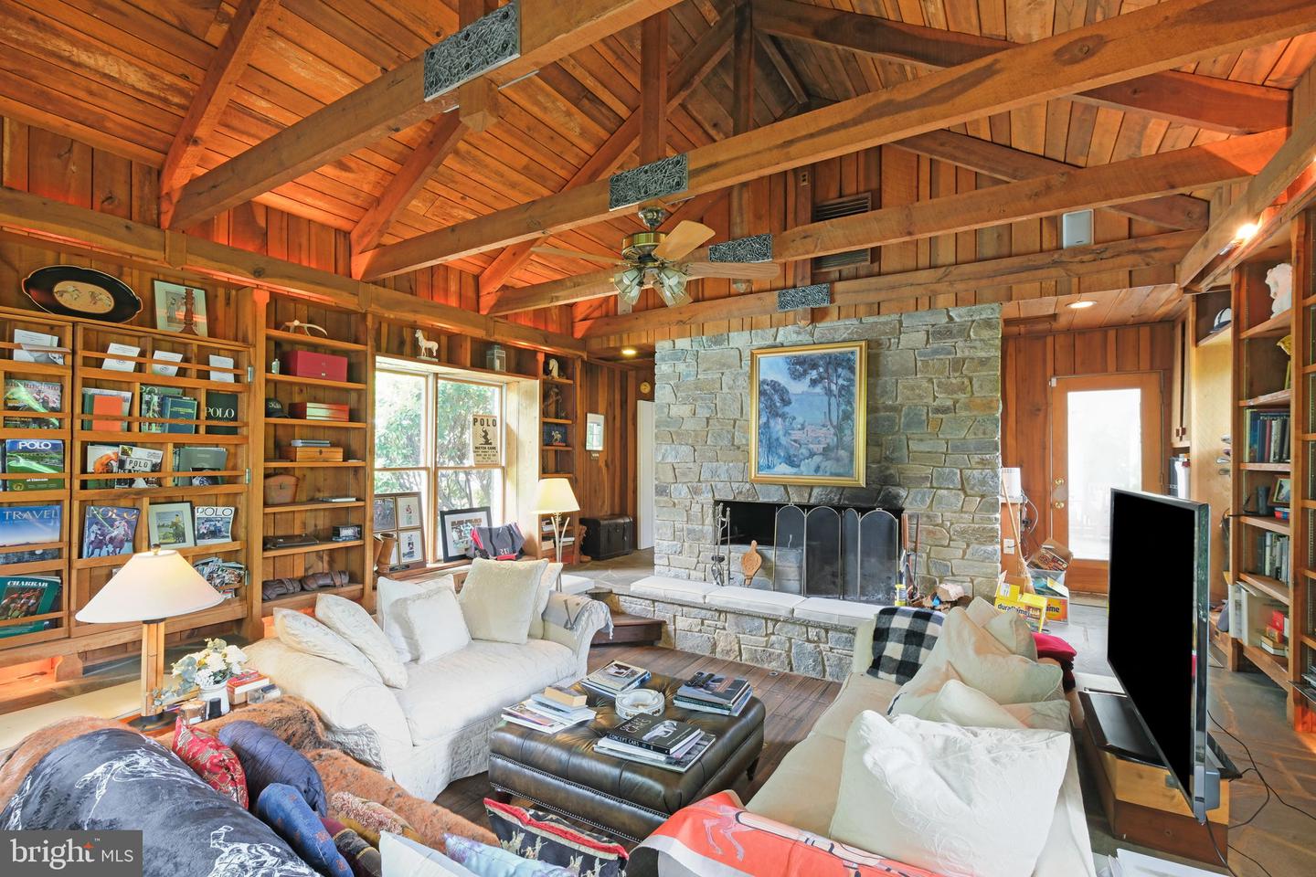 10600 Red Barn Ln #a Property Photo 12